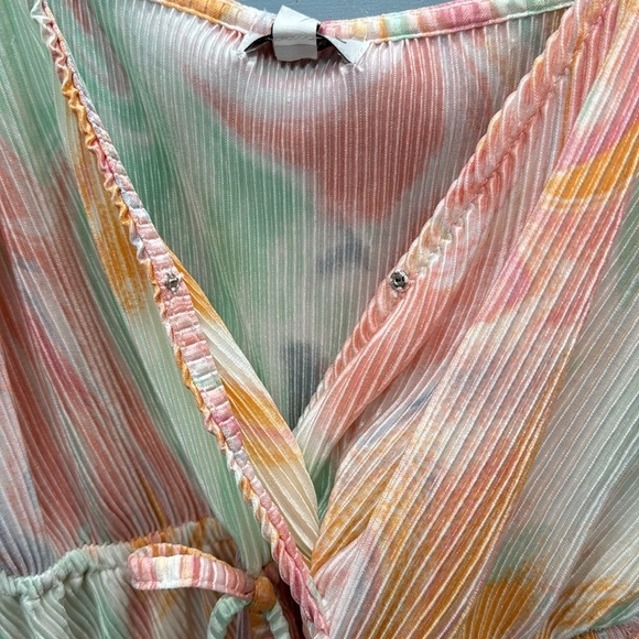 Pleated Dressy Tank Top - Picture 4 of 4